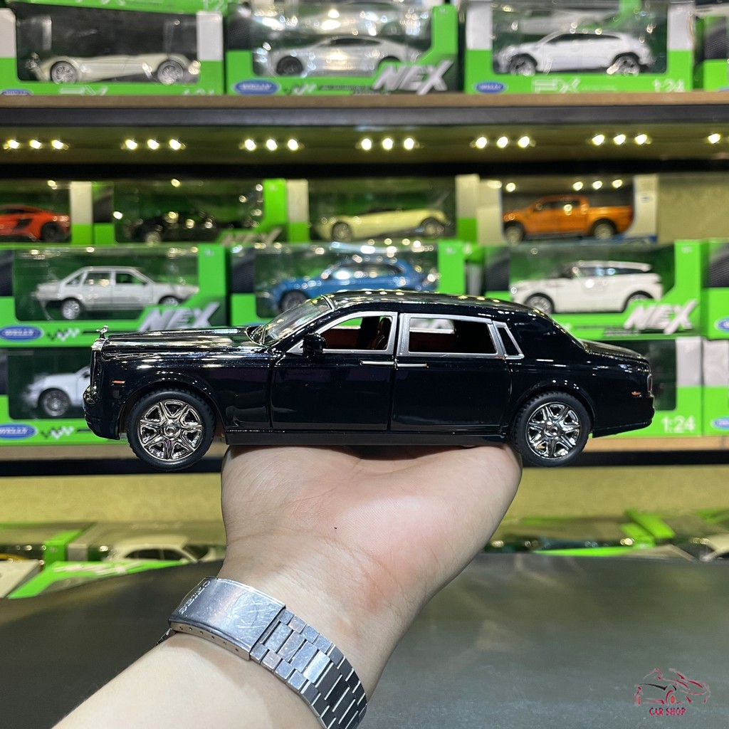 Xe mô hình sắt chất lượng Rolls-Royce Phantom tỉ lệ 1:24 màu đen