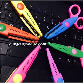 Kéo cắt viền trang trí, thủ công