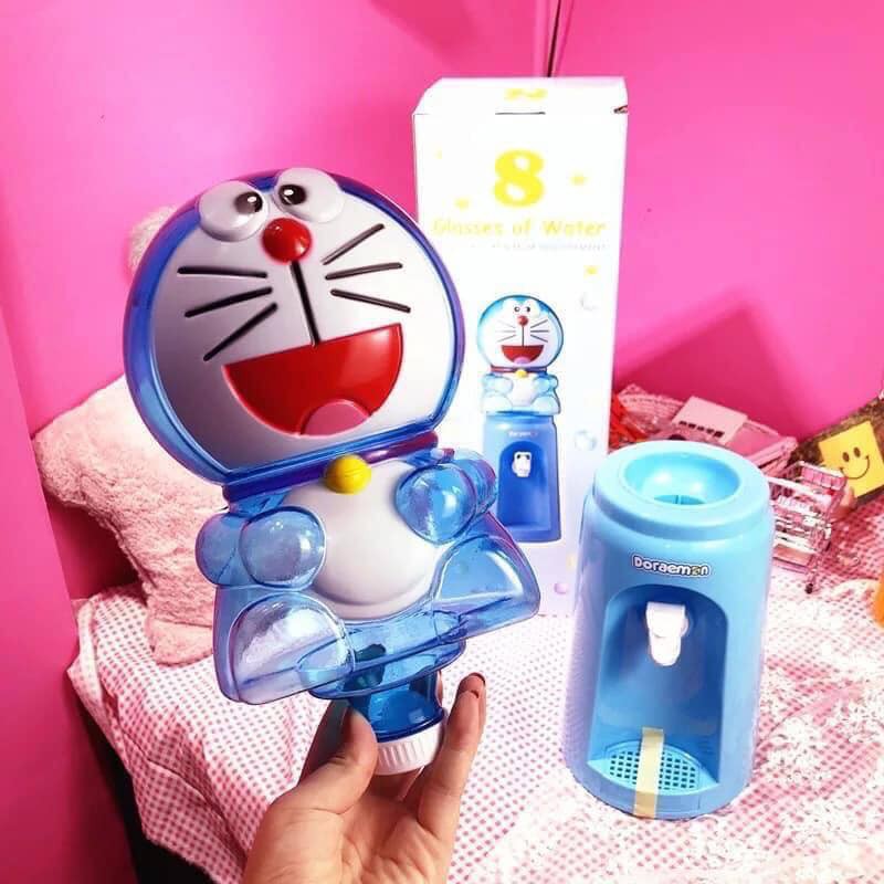 Bình Nước Doremon, Kitty Dung Tích 2L Siêu Dễ Thương, Siêu Tiện Dụng