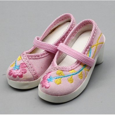 Giày thêu hoa kiểu cổ trang cao gót cho búp bê 60cm ADHshop