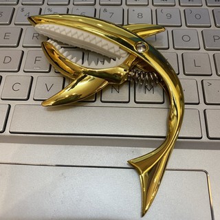Capo cá mập cho đàn guitar Baby shark