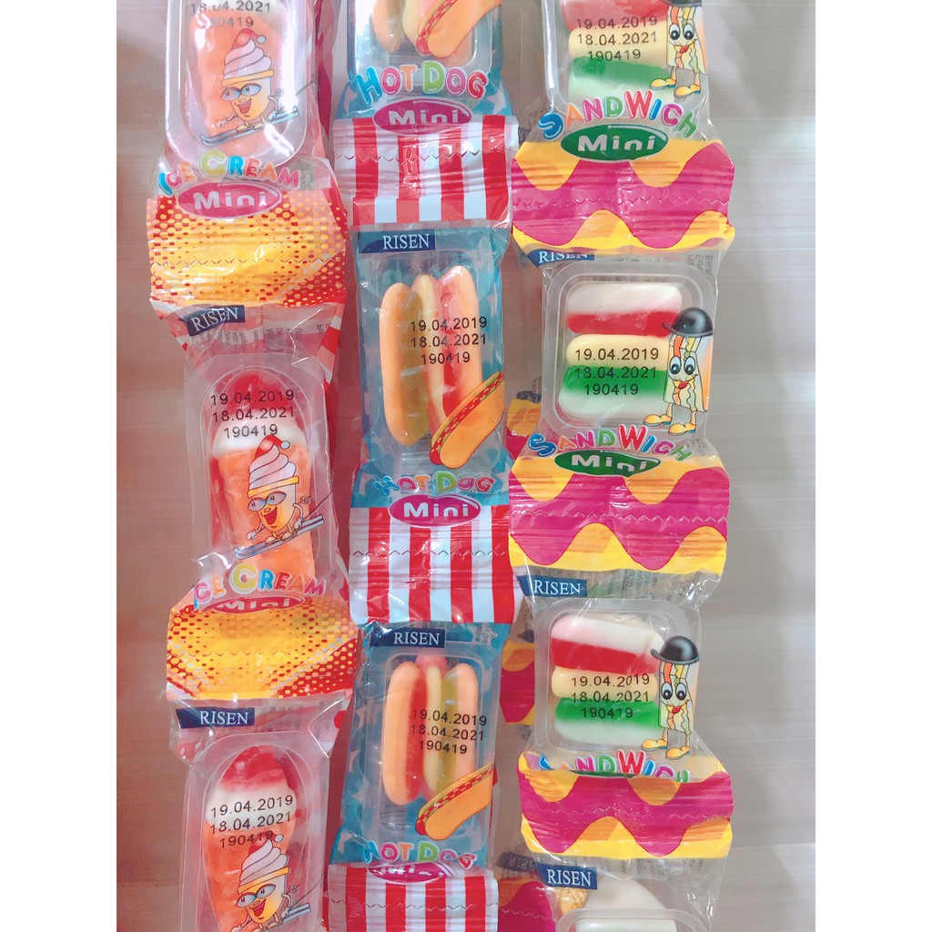 Combo 2 vỉ kẹo dẻo Risen