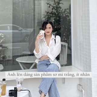 Sơ mi trắng form rộng dễ phối đồ Aimee closet