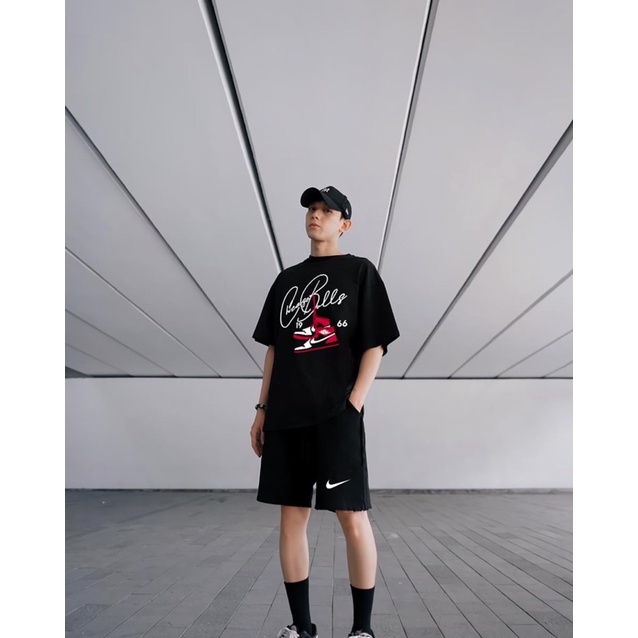 Áo phông Chico đôi giày đỏ 19 TTA766