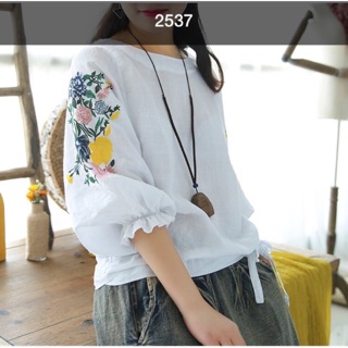 áo thô thêu tay đẹp quá  nàng ơi, freesize, hàng chuẩn, giá gốc 350k sale còn 180k nhé!