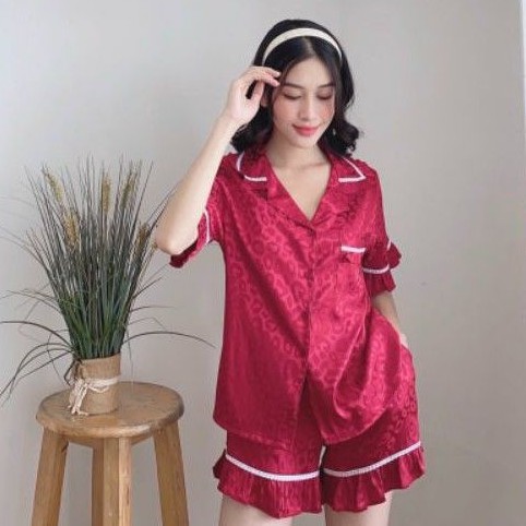 Đồ Bộ Mặc Nhà Đồ Bộ Pijama Gấm Cao Cấp Mặc Mát Quần Đùi Mẫu Mới Có Big Size 2XL🎀Giảm 10K Đơn 200K