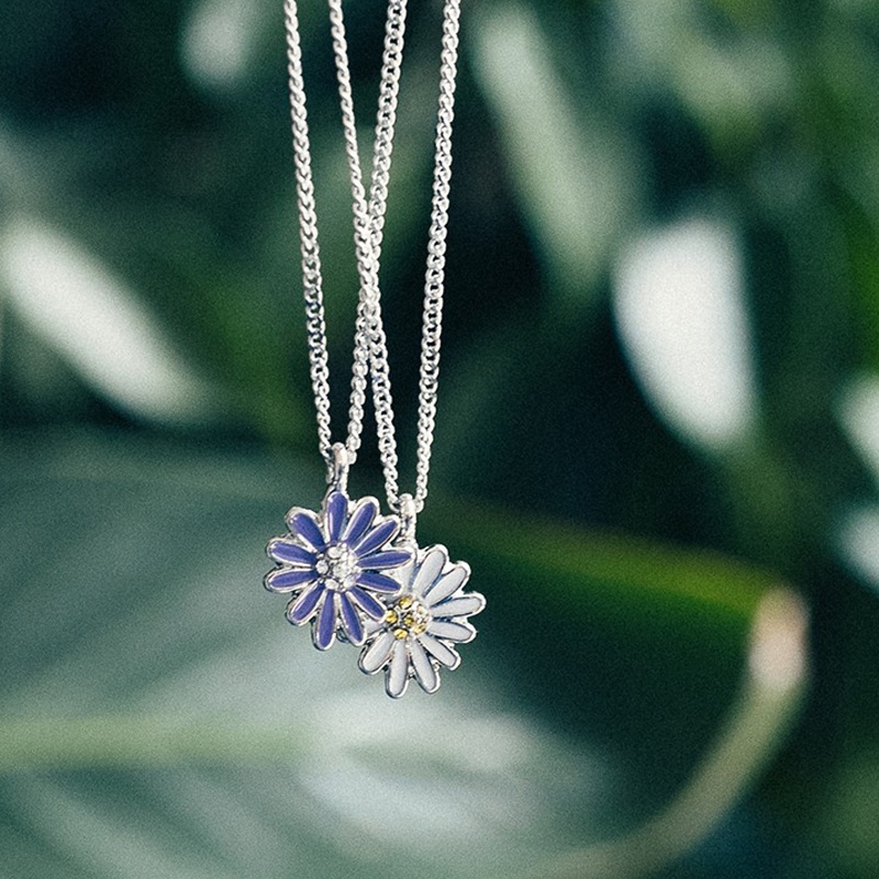 KPOP BTS TREASURE Daisy Earrings Necklace