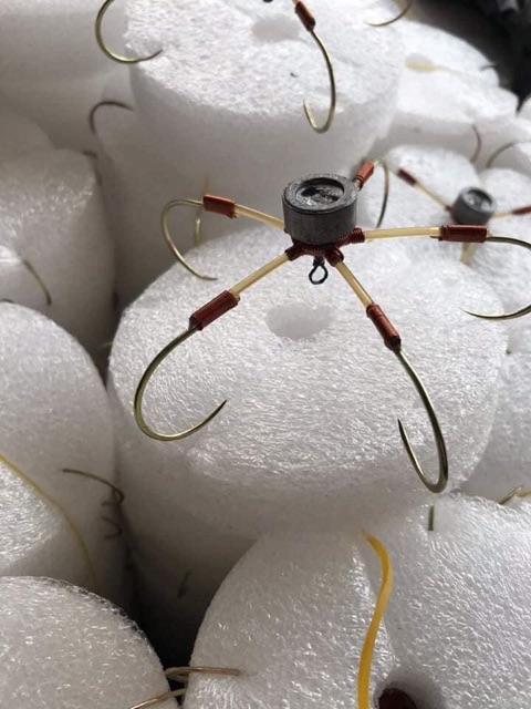 Lưỡi lục làm bằng thép Nga AKA ưu việt