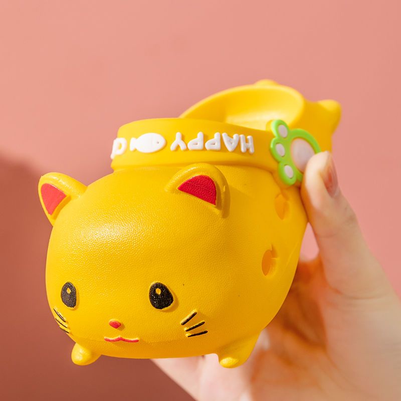 Dép Đi Trong Nhà Đế Mềm Chống Va Chạm In Họa Tiết Hoạt Hình Dễ Thương Thời Trang Mùa Hè Cho Mẹ Và Bé