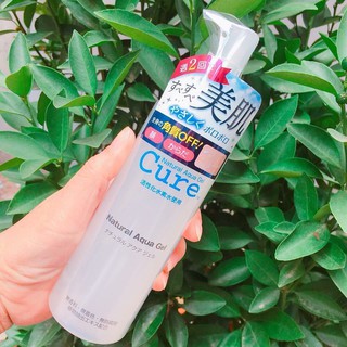 Tẩy da chết Cure Natural Aqua Gel