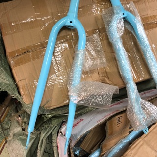 Càng xe đạp fixed gear 700C(phanh đĩa,cổ thả/màu tuỳ đợt)