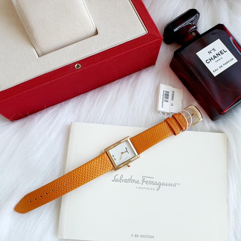 Đồng hồ nữ Ferragamor salvatore