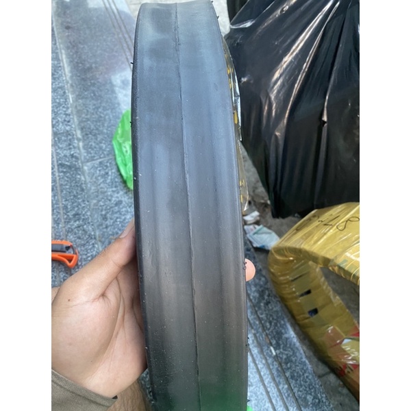 VỎ ĐẦU CHÙA VEE RUBBER VUÔNG 60/75 - 17 THAILAN