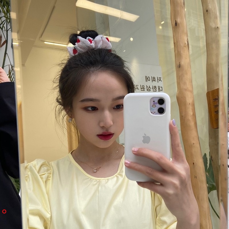 Dây buộc tóc, cột tóc vải scrunchies quả dâu siêu đẹp KIFLI