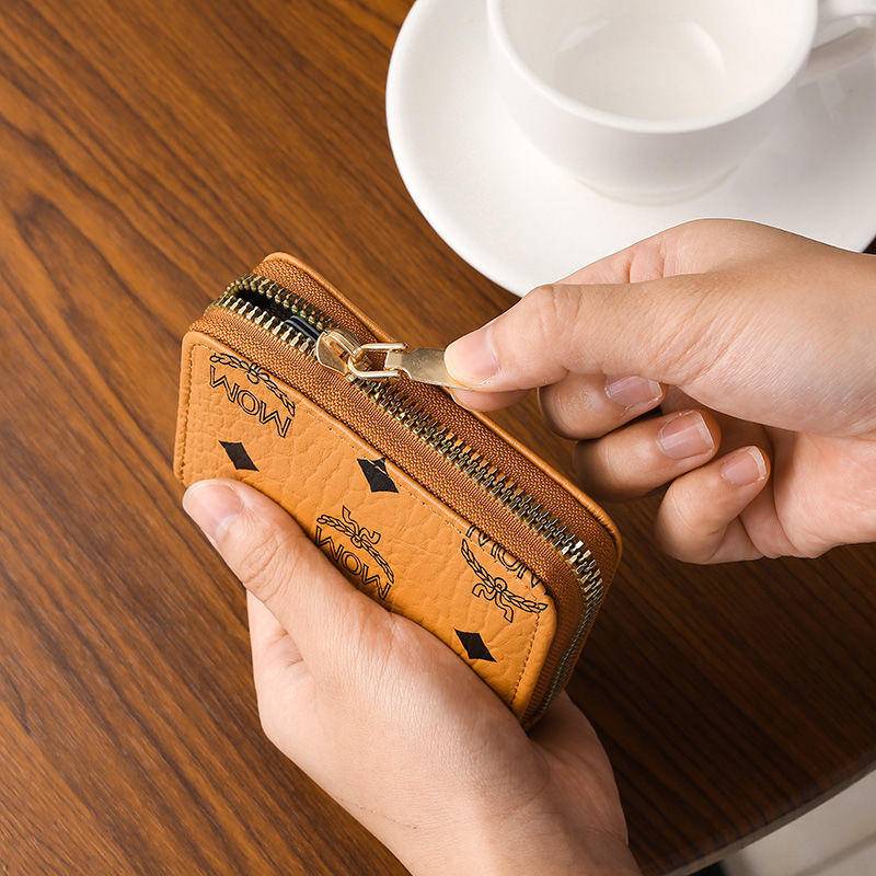 Ví chia nhiều ngăn cỡ nhỏ đựng thẻ đa năng cho phái nữ