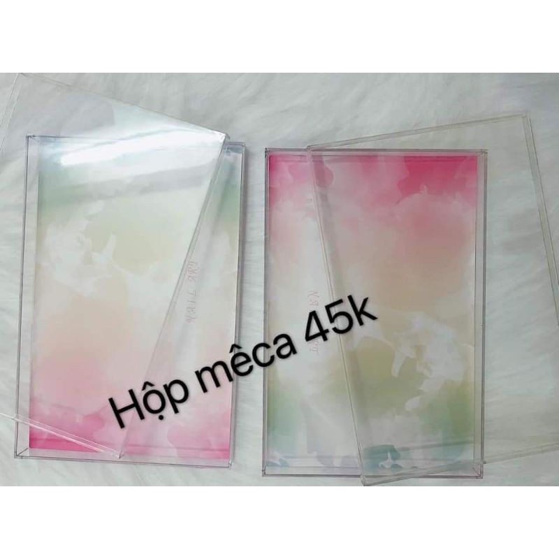 hộp  me ca