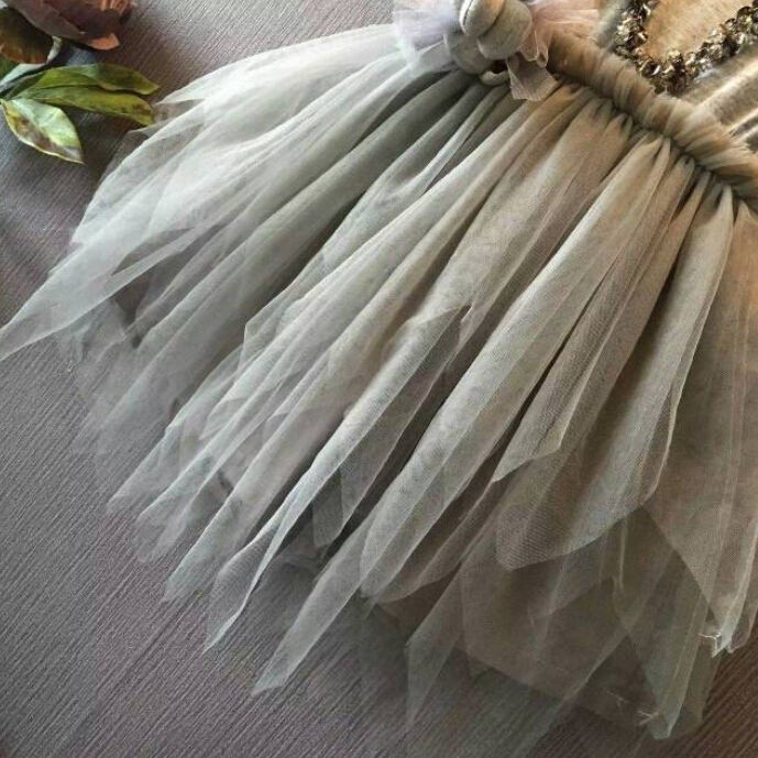 Đầm Xoè Tulle Sát Nách Phong Cách Vintage Thời Trang 2015 Cho Bé Gái