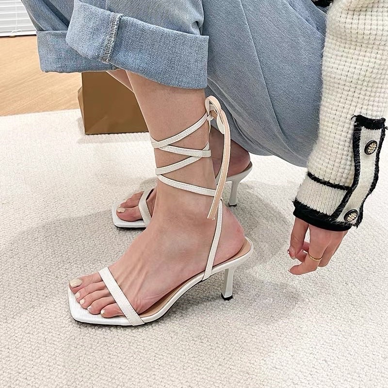 Sandal nữ dây quấn chân cao gót cá tính - PinkOri