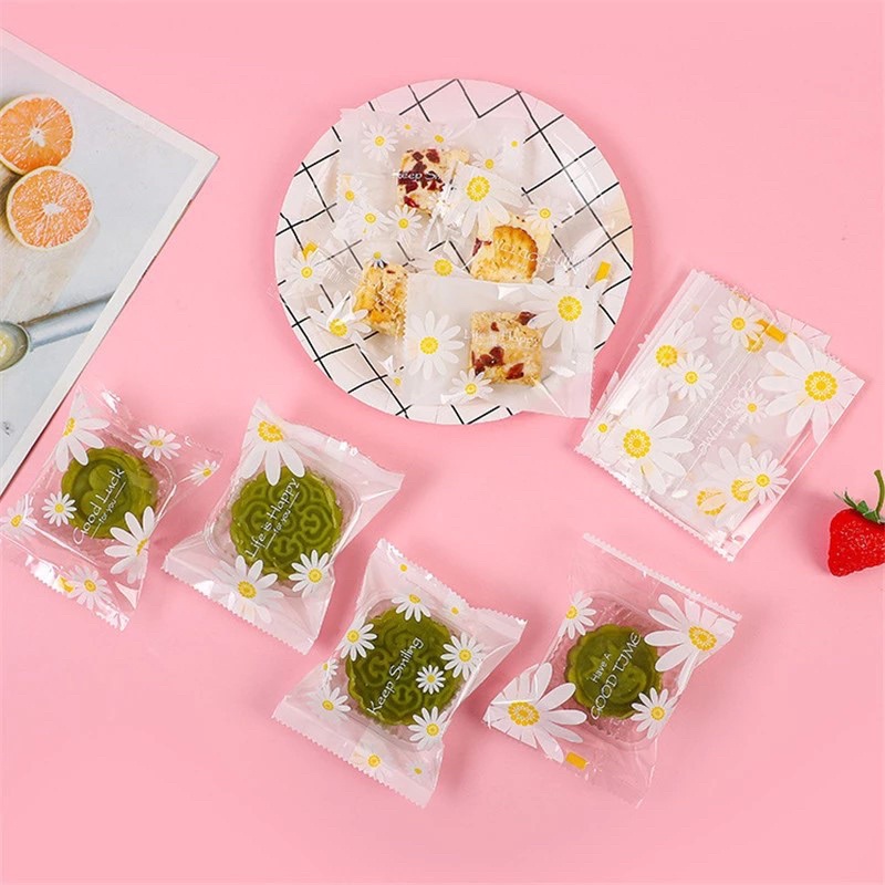 100 Túi đựng cookie bánh quy, kẹo nougat 7x10cm ( mẫu hoa cúc)