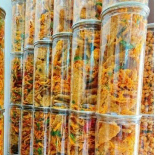Cơm cháy mix khô gà lá chanh