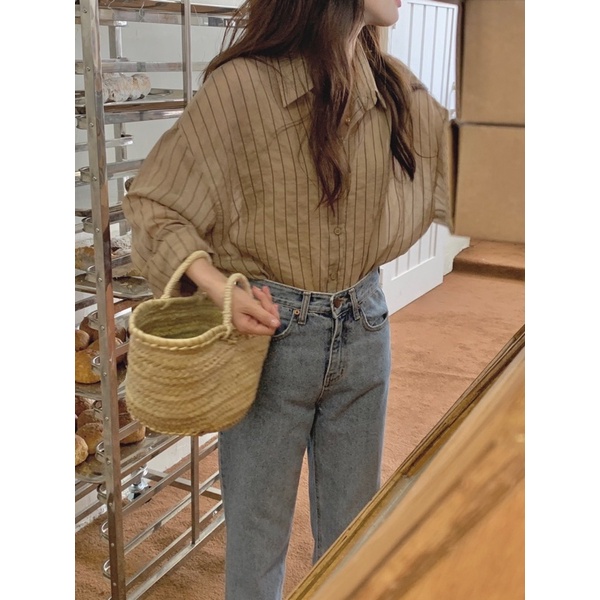 SƠ MI GIẤY KẺ CÚC HỞ LƯNG