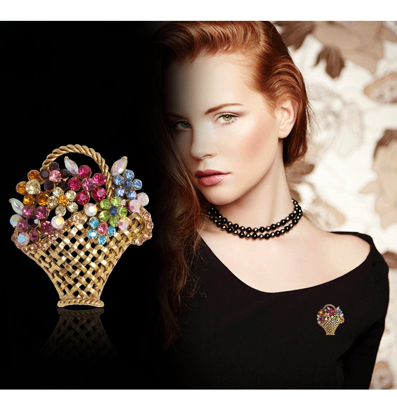 Ghim Cài Áo Hình Giỏ Hoa Đính Đá Nhiều Màu Dễ Thương