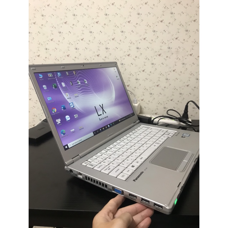máy tính xách tay panasonic Panasonic CF-LX5 i5 gen6 ram 4 ssd 128