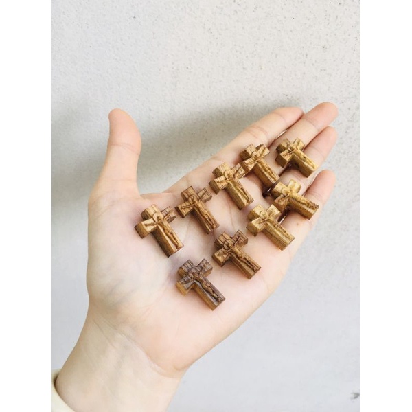 Thánh Giá Trầm Hương Tốcdùng mix vòng tay,làm mặt dây chuyền,...