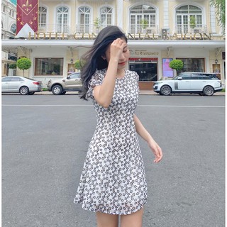 Đầm thắt nơ tay cổ tròn