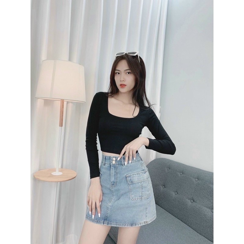 Áo Croptop Cổ Vuông Tay Dài