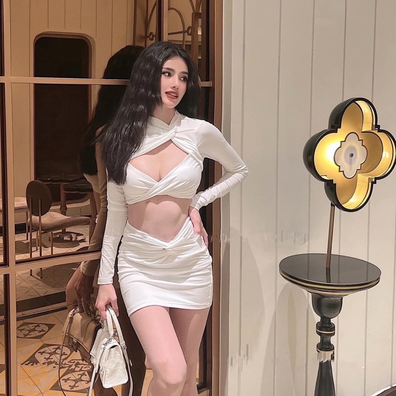 Sét xoắn kèm chân váy