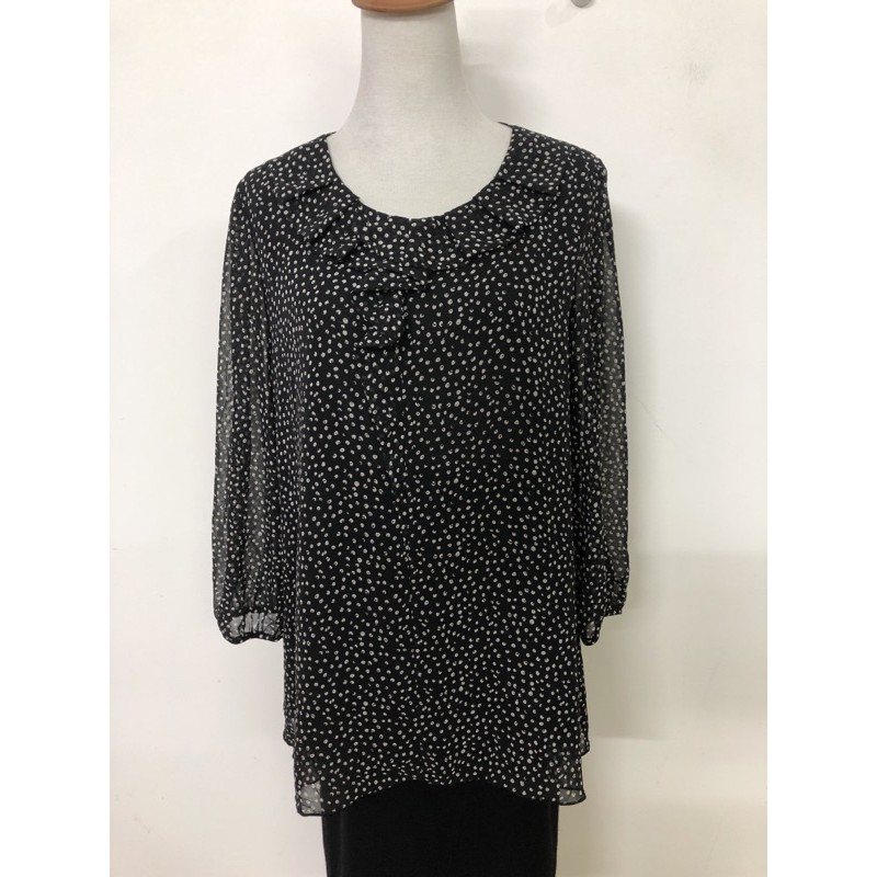 size L áo voan kiểu xoè 2hand đen chấm trắng cổ bèo dọc ngực siêu mịn mát mới