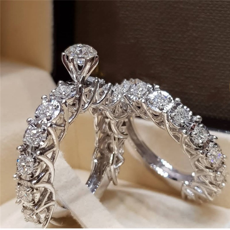 Fashion Flash Diamond Round Zircon Engagement Ring Ladies Ring Wholesale