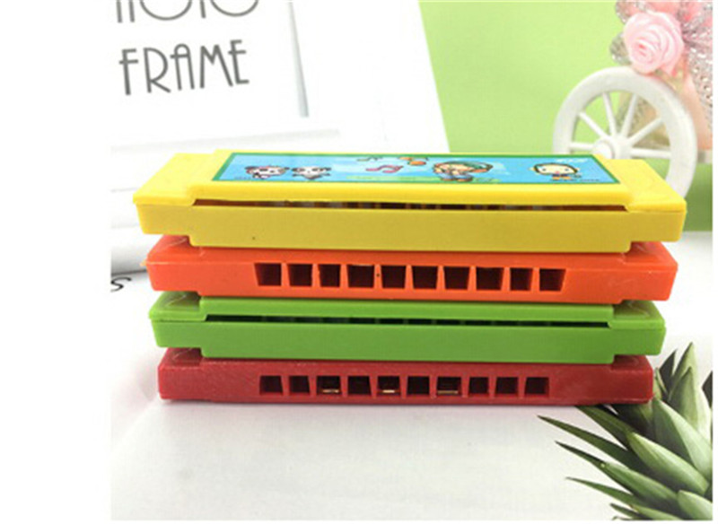 Kèn harmonica nhựa hoạ tiết hoạt hình cho bé