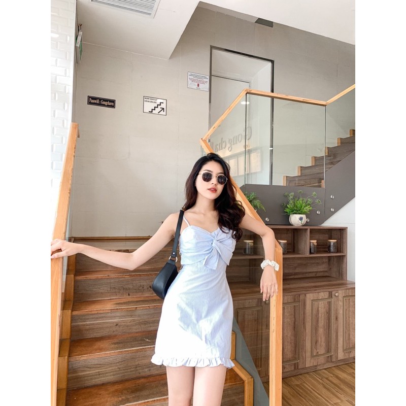 Đầm dây NEKI xoắn nơ ngực bèo nhẹ chân váy | BigBuy360 - bigbuy360.vn