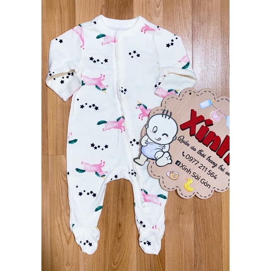 (0-3m) Sleepsuit / Bodysuit bộ ngủ áo liền quần kèm vớ cho bé gái từ 0-3m