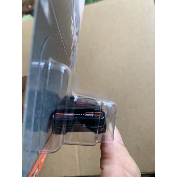 Hot Wheels Premium '18 Dodge Challenger SRT Demon