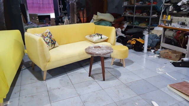 Vănh sofa 1m9 đệm lò xo