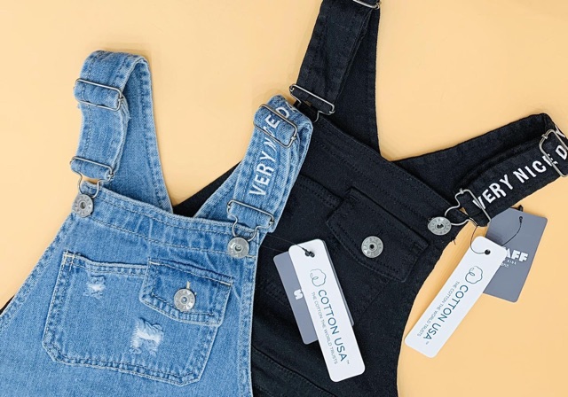 Quần yếm bé gái