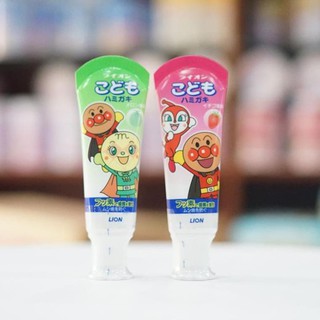 Kem Đánh Răng nuốt được Lion cho bé (nội địa Nhật)