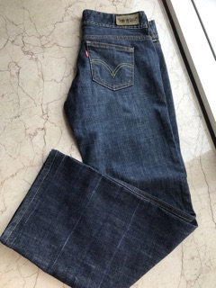 Quần nữ Jean Levi's 29