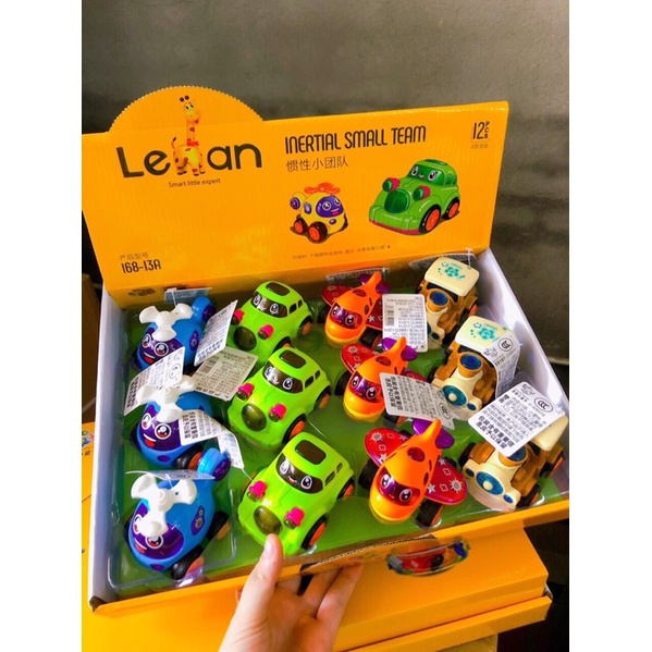 Xe chạy đà hoạt hình đáng yêu cho bé