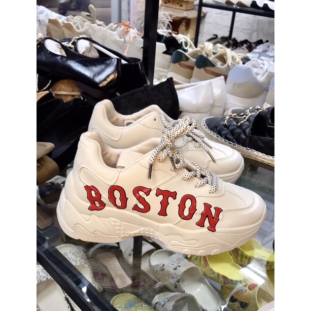 giày thể thao boston dáng sneaker