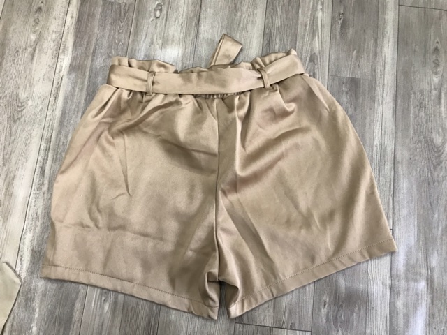 Quần short kaki cột thắt eo