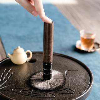 Chổi dưỡng ấm tử sa