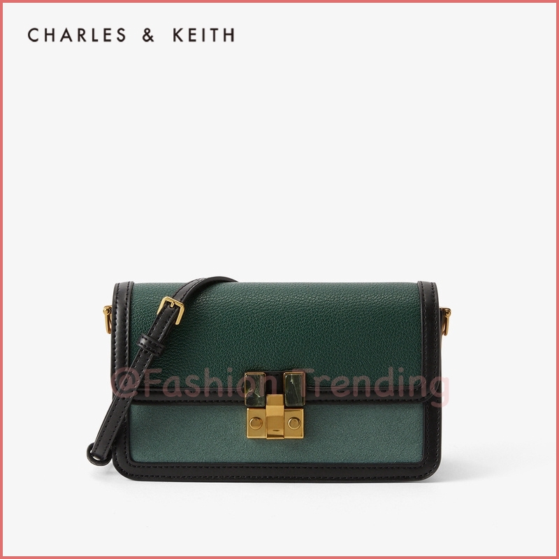 Charles and Keith 2020 Mùa xuân và mùa hè Sản phẩm mới CK2-70781190 Lady bán quý trang trí đá đơn túi đàn accordion