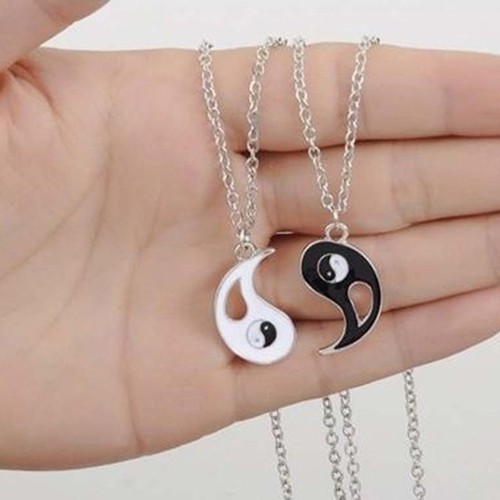 Vòng cổ Âm Dương Trắng Đen