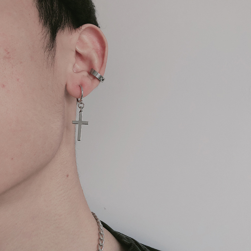 Khuyên tai mặt thánh giá không xỏ lỗ thời trang phong cách hàn quốc cho nam 23560