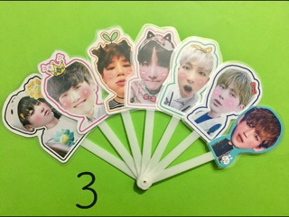 Quạt xoè đầu to BTS