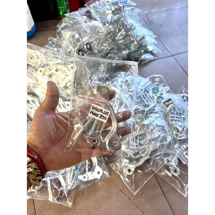 Pát Trước cho xe Sirius Fi, Pát CNC gắn cùng Heo dầu ZIN theo xe đi đĩa size 245mm - TẶNG 2 CHỐT như hình - CNC tỷ mỉ